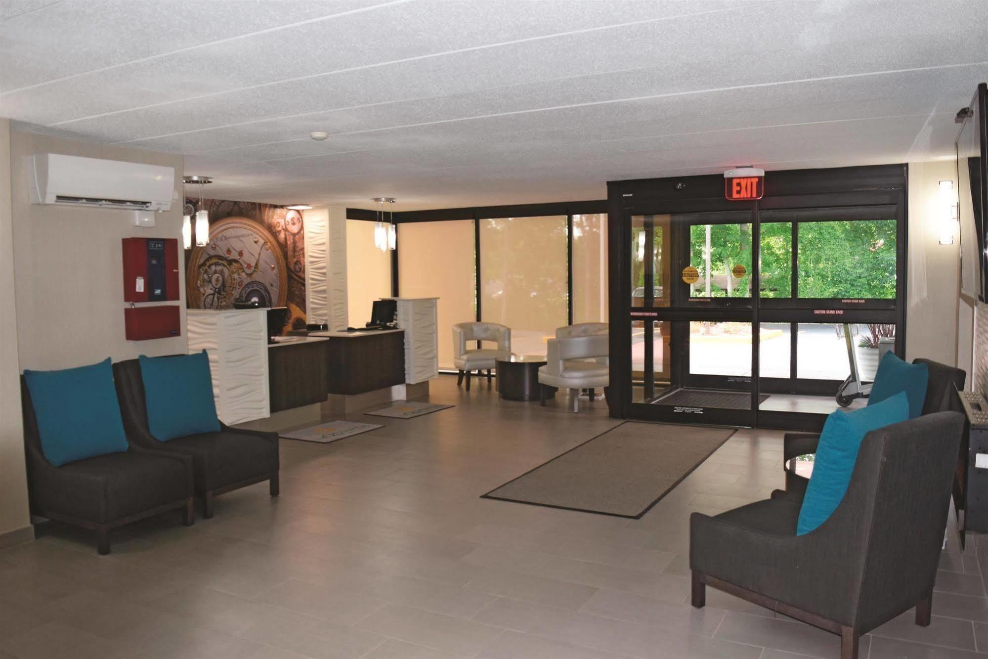 La Quinta By Wyndham Sturbridge Hotel Kültér fotó